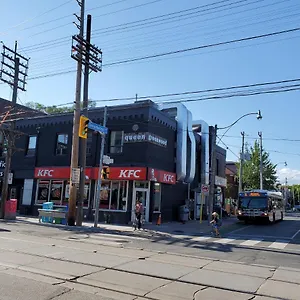 https://casa-queen-hotel.hotelstorontoontario.org